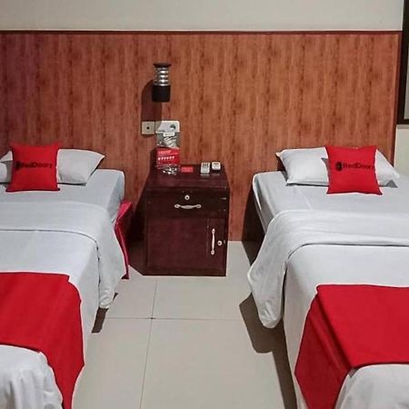 Reddoorz @ Sorong City Center Extérieur photo