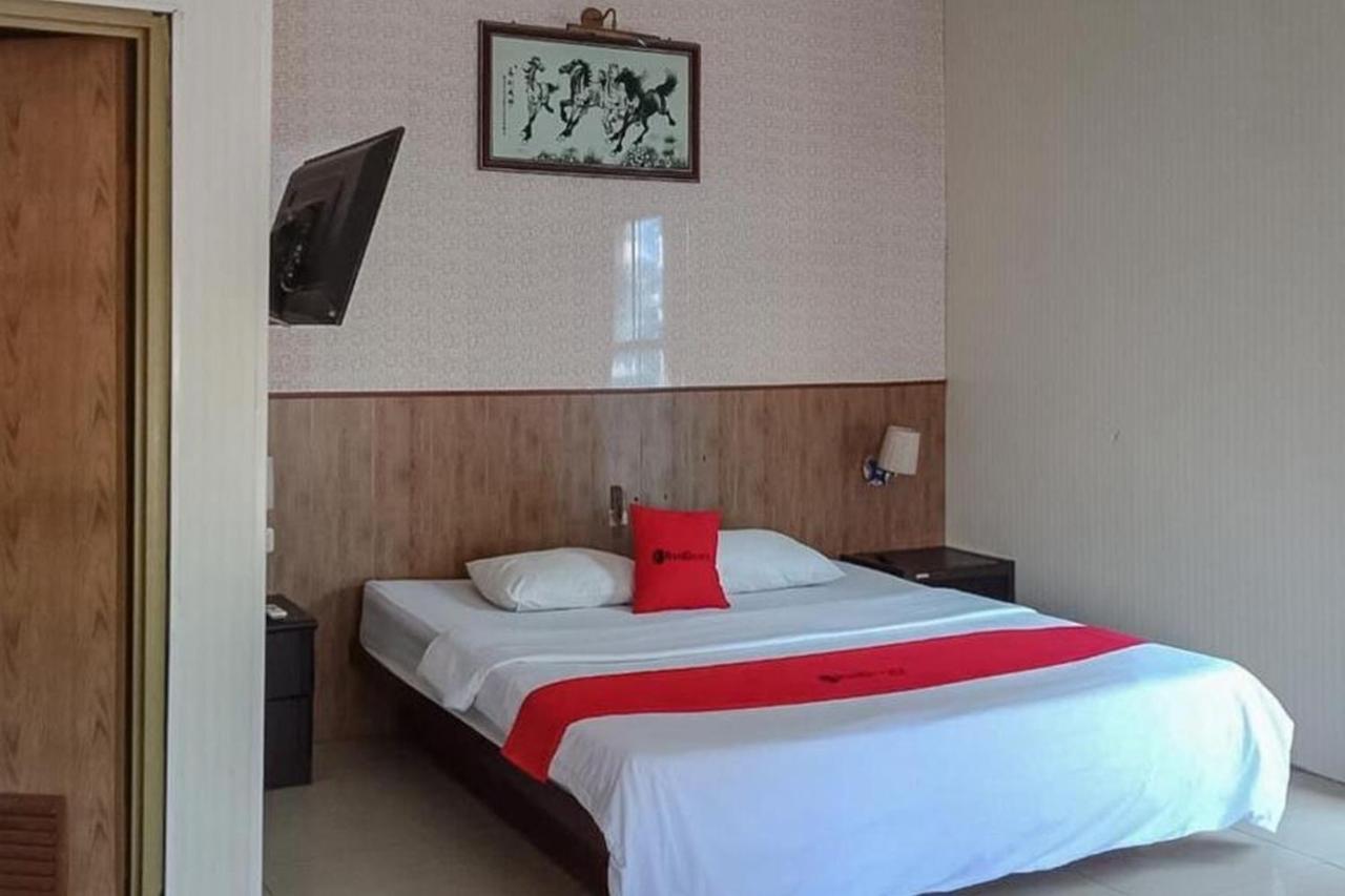 Reddoorz @ Sorong City Center Extérieur photo